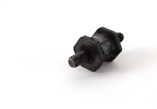 VAG 037133567f - Cайлент-блок