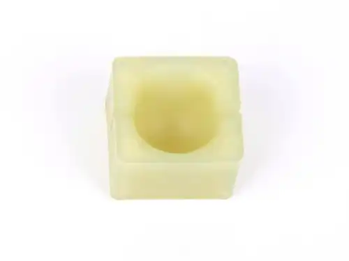 FORD 1225337 - втулка КПП