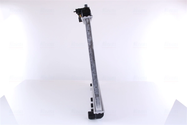 NISSENS 61669 - Радиатор охлаждения