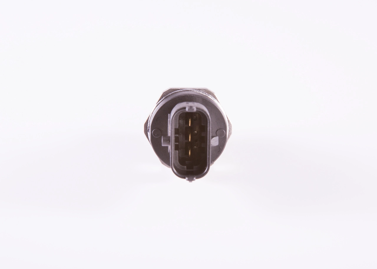 BOSCH 0 281 002 930 - Датчик давления топлива