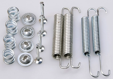 DENCKERMANN B160197 - Ремкомплект тормозных колодок ручника