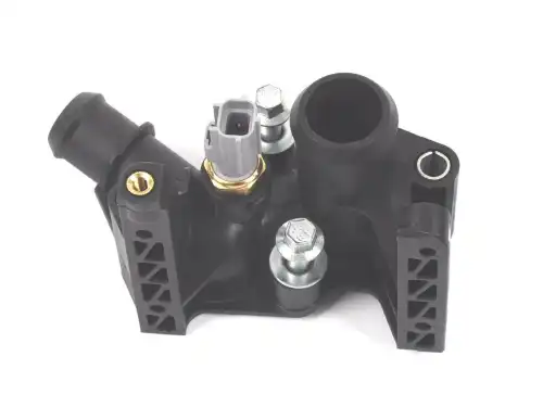 FORD 1531004 - тройник системы охлаждения