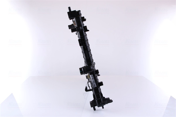 NISSENS 630777 - Радиатор, охлаждение двигателя ** FIRST FIT **