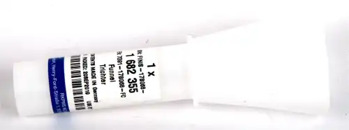 FORD 1682355 - воронка пластиковая заливная