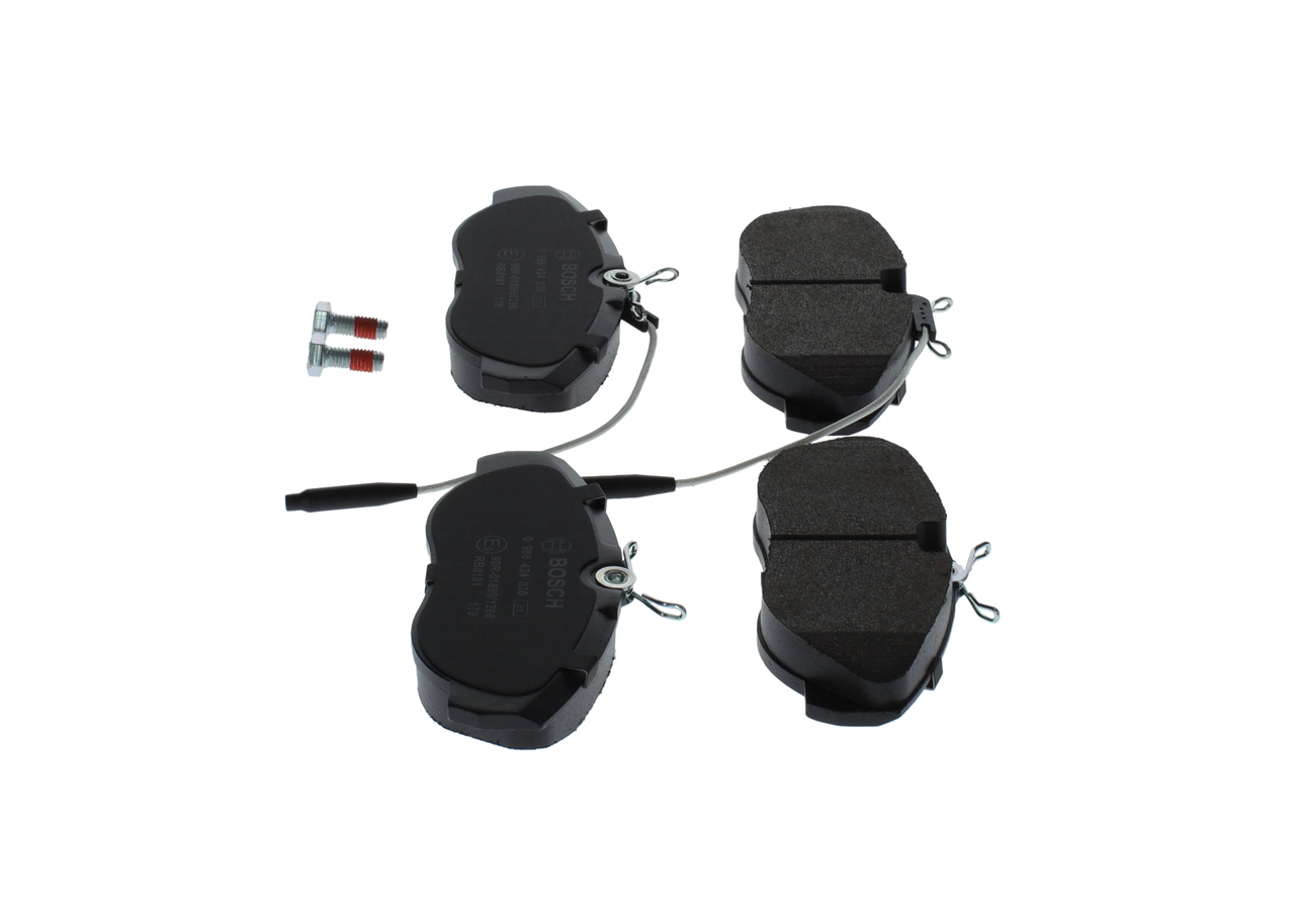 BOSCH 0 986 424 030 - Тормозные колодки 