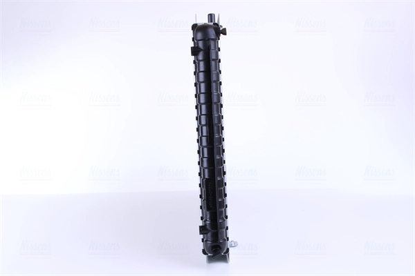 NISSENS 61390 - Радиатор, охлаждение двигателя ** FIRST FIT **