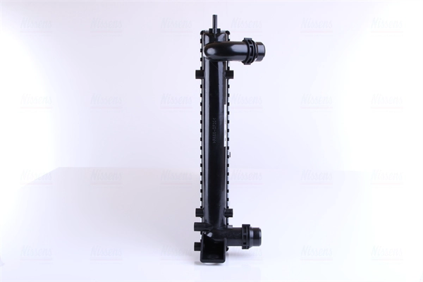 NISSENS 67304 - Радиатор охлаждения