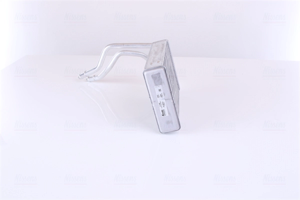 NISSENS 71768 - Радиатор печки