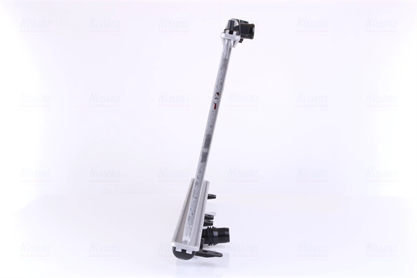 NISSENS 68604 - Радиатор охлаждения