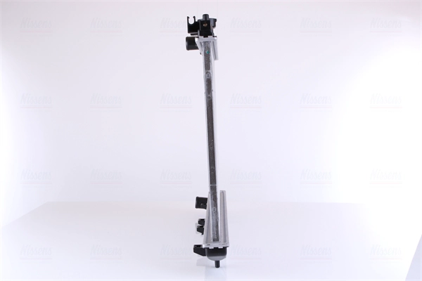 NISSENS 67024 - Радиатор охлаждения