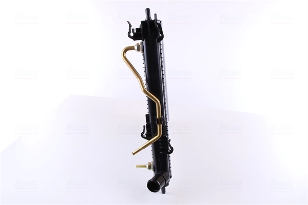 NISSENS 66757 - Радиатор охлаждения