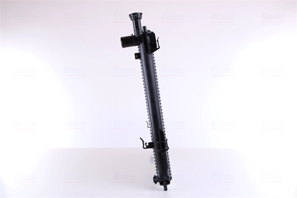 NISSENS 67522 - Радиатор охлаждения