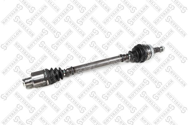 Приводной вал (полуось)