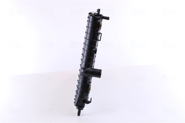 NISSENS 68003A - Радиатор охлаждения