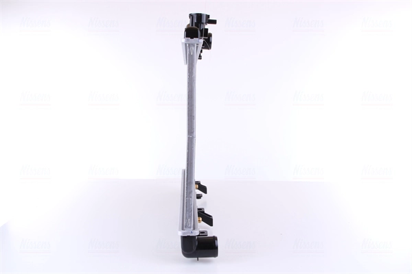 NISSENS 67725 - Радиатор охлаждения