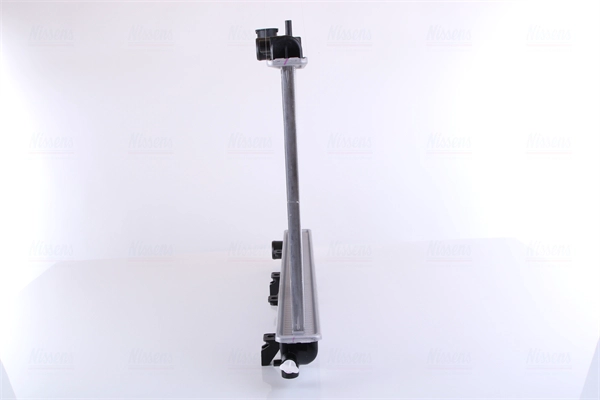 NISSENS 67711 - Радиатор охлаждения