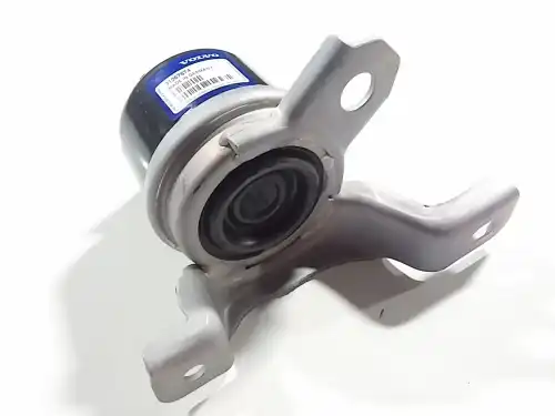 VOLVO 31257674 - опора двигателя правая