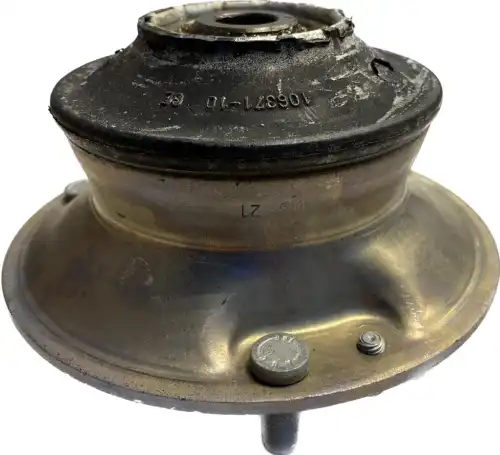 BMW 31306775098 - опора амортизатора переднего