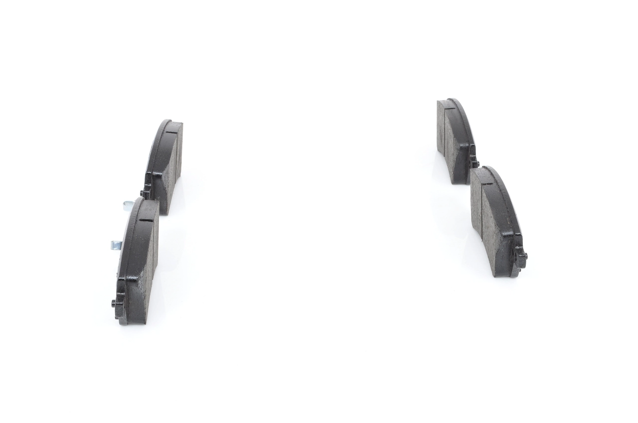 BOSCH 0 986 495 243 - Тормозные колодки 