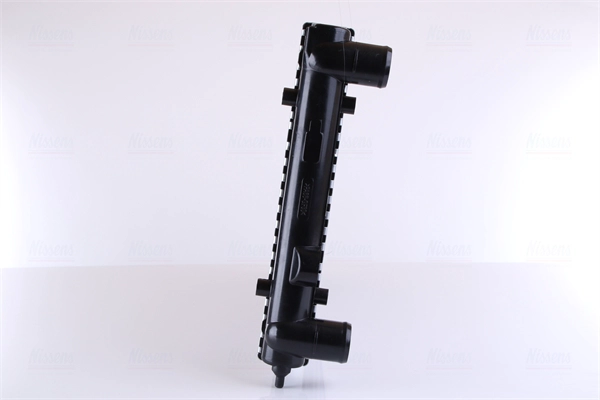 NISSENS 65236 - Радиатор охлаждения