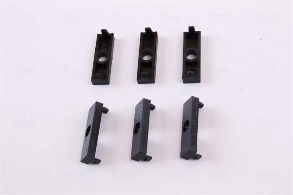 NISSENS 65273A - Радиатор, охлаждение двигателя ** FIRST FIT **