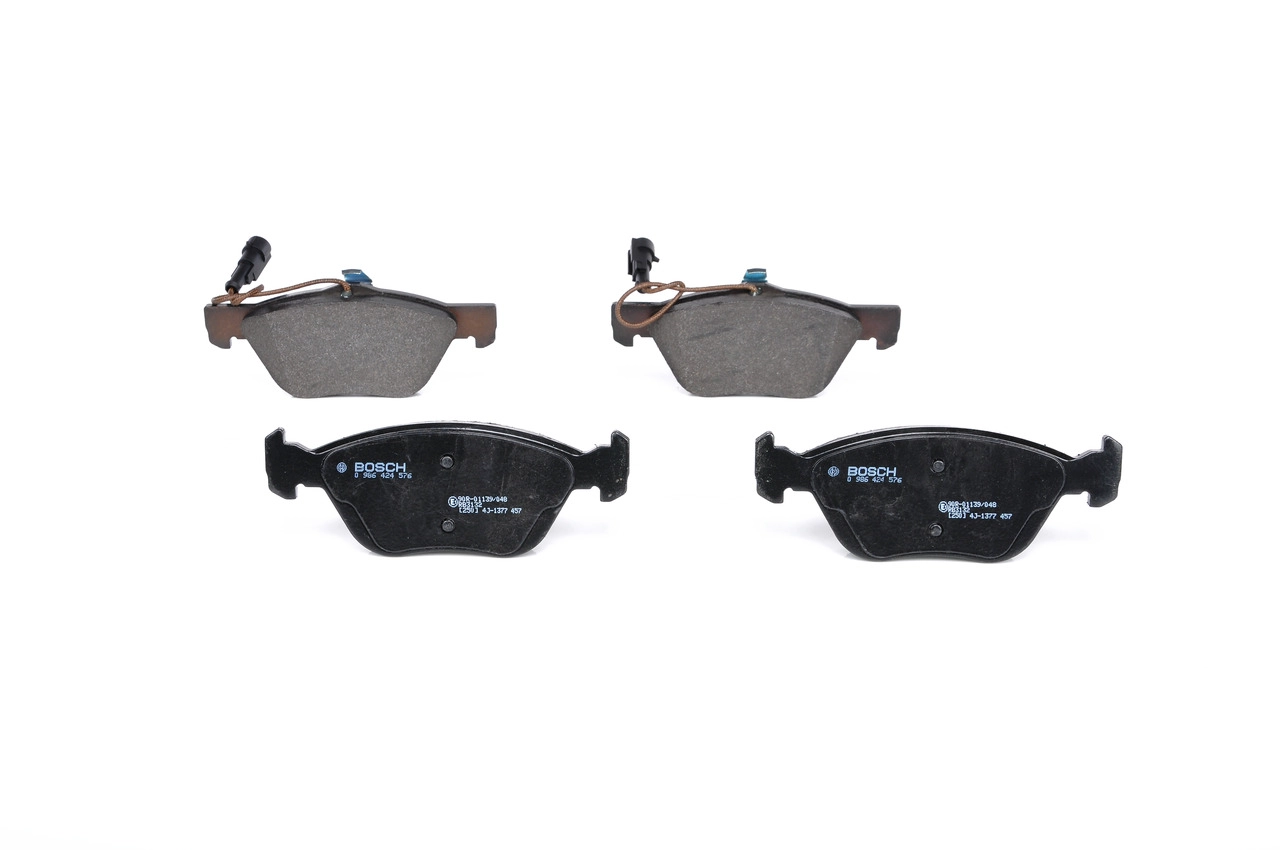 BOSCH 0 986 424 576 - Тормозные колодки 