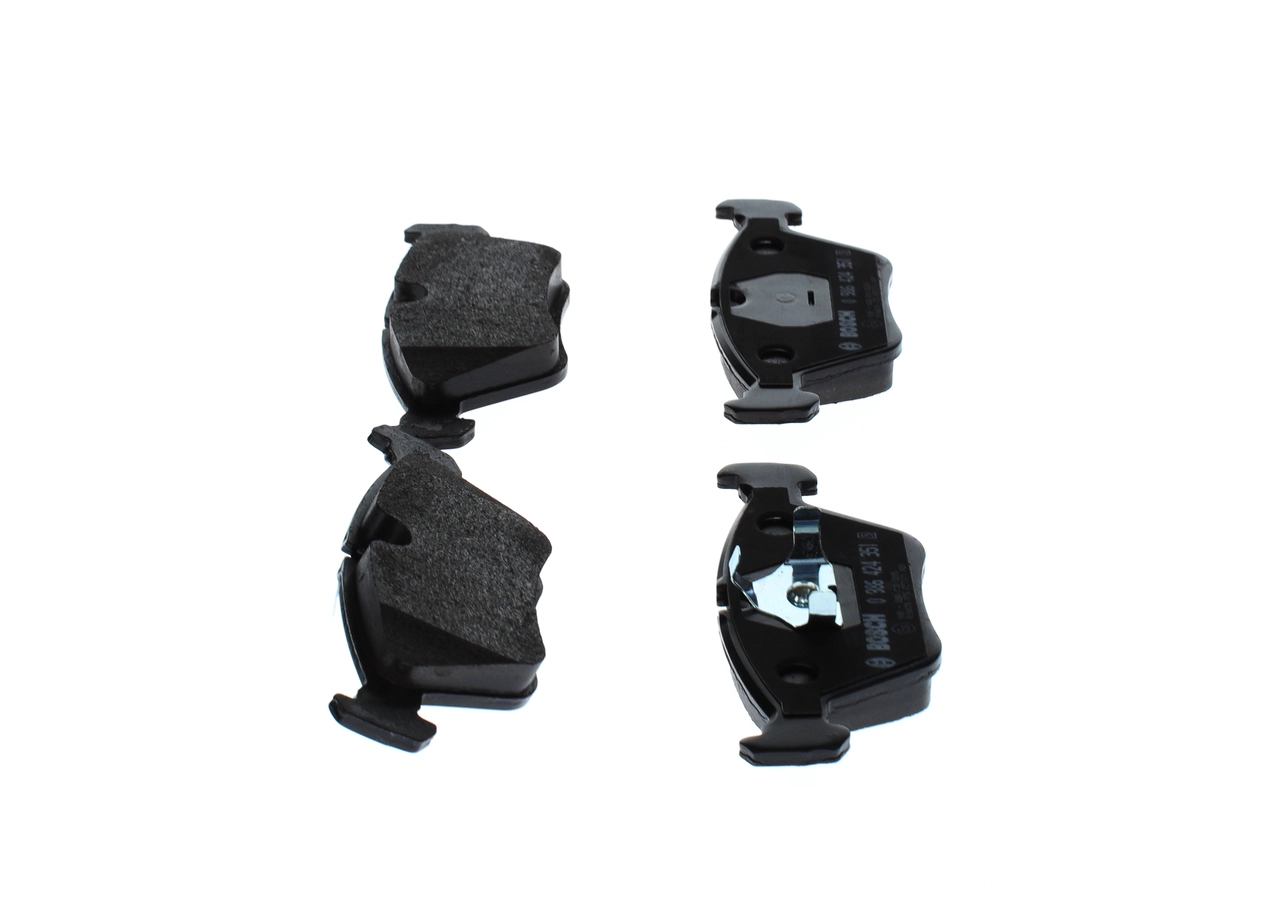 BOSCH 0 986 424 351 - Тормозные колодки 