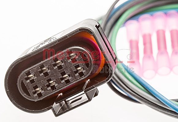 METZGER 2323026 - Ремонтный комплект кабеля, основная фара GREENPARTS