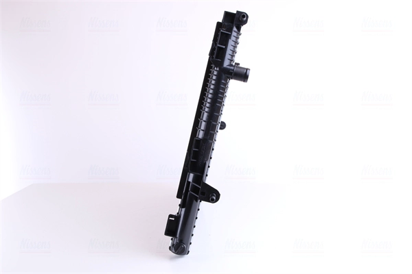 NISSENS 637606 - Радиатор охлаждения