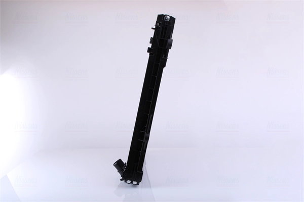 NISSENS 646826 - Радиатор охлаждения