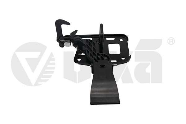 Крючок замка капота