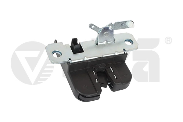 Замок крышки багажника