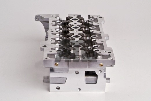 AMC 908658 - Головка блока цилиндров