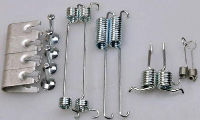 DENCKERMANN B160189 - Ремкомплект тормозных колодок ручника