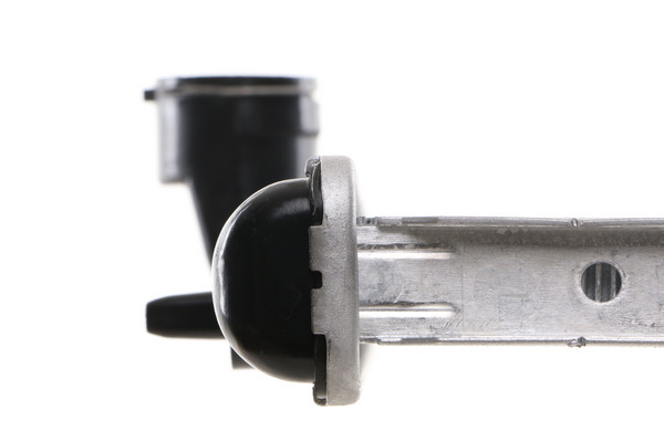 MAHLE CR 889 000S - Радиатор охлаждения