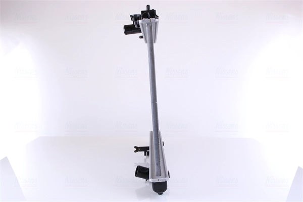 NISSENS 646935 - Радиатор охлаждения