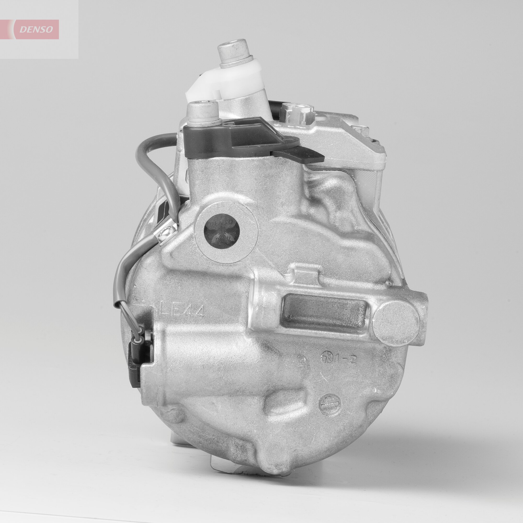 DENSO DCP17132 - Компрессор кондиционера