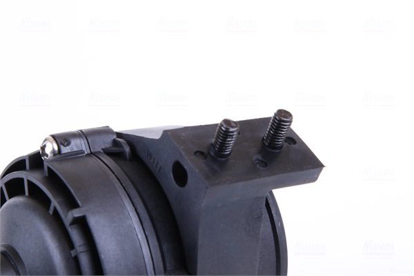 NISSENS 831077 - Водяной насос, охлаждение двигателя ** FIRST FIT **