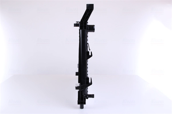 NISSENS 67106 - Радиатор охлаждения