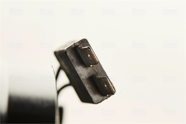 NISSENS 890368 - Компрессор кондиционера