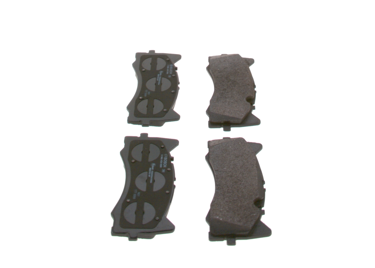 BOSCH 0 986 424 886 - Тормозные колодки 