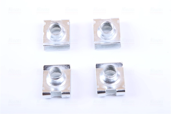 NISSENS 646913 - Радиатор, охлаждение двигателя ** FIRST FIT **