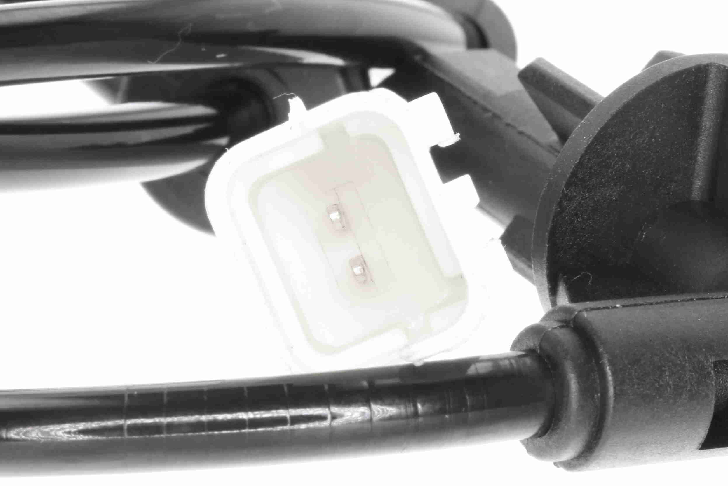 VEMO V22-72-0117 - Датчик, частота вращения колеса Green Mobility Parts