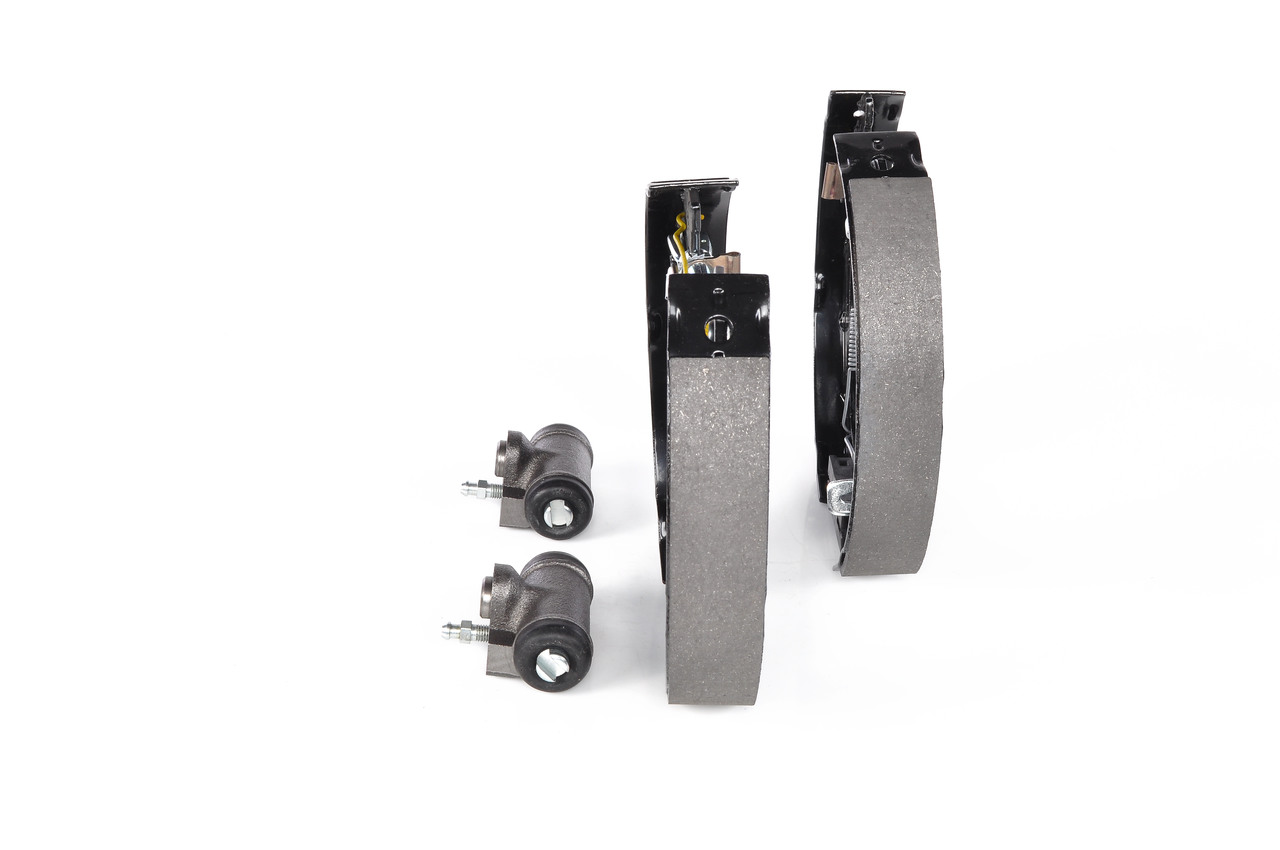 BOSCH 0 204 114 681 - Комплект тормозных колодок НАБОР SUPERPRO
