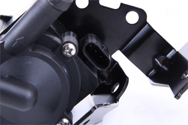 NISSENS 831064 - Водяной насос, охлаждение двигателя ** FIRST FIT **