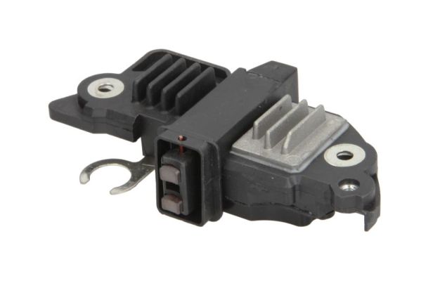 Регулятор напряжения