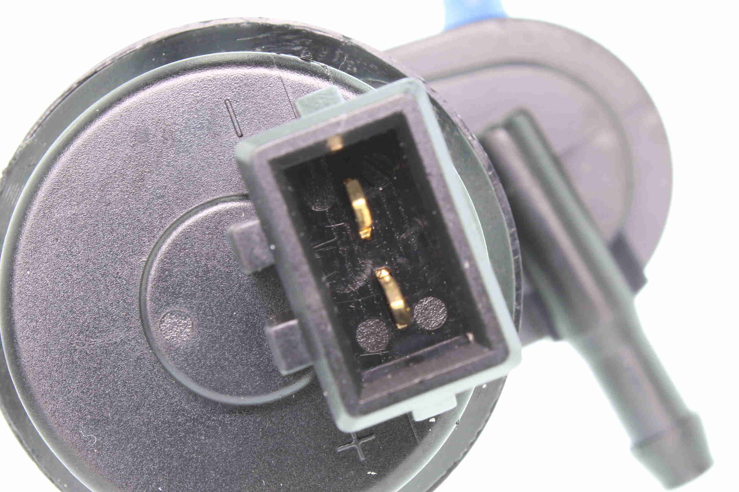 VEMO V10-08-0202 - Водяной насос, система очистки окон Green Mobility Parts