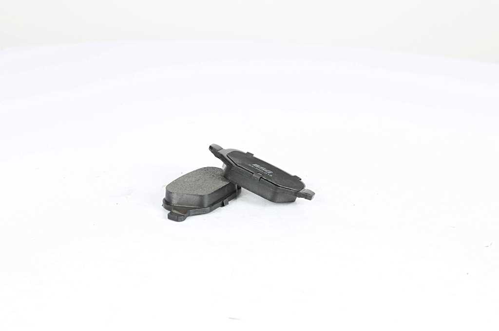 BSG BSG 25-200-018 - Тормозные колодки 