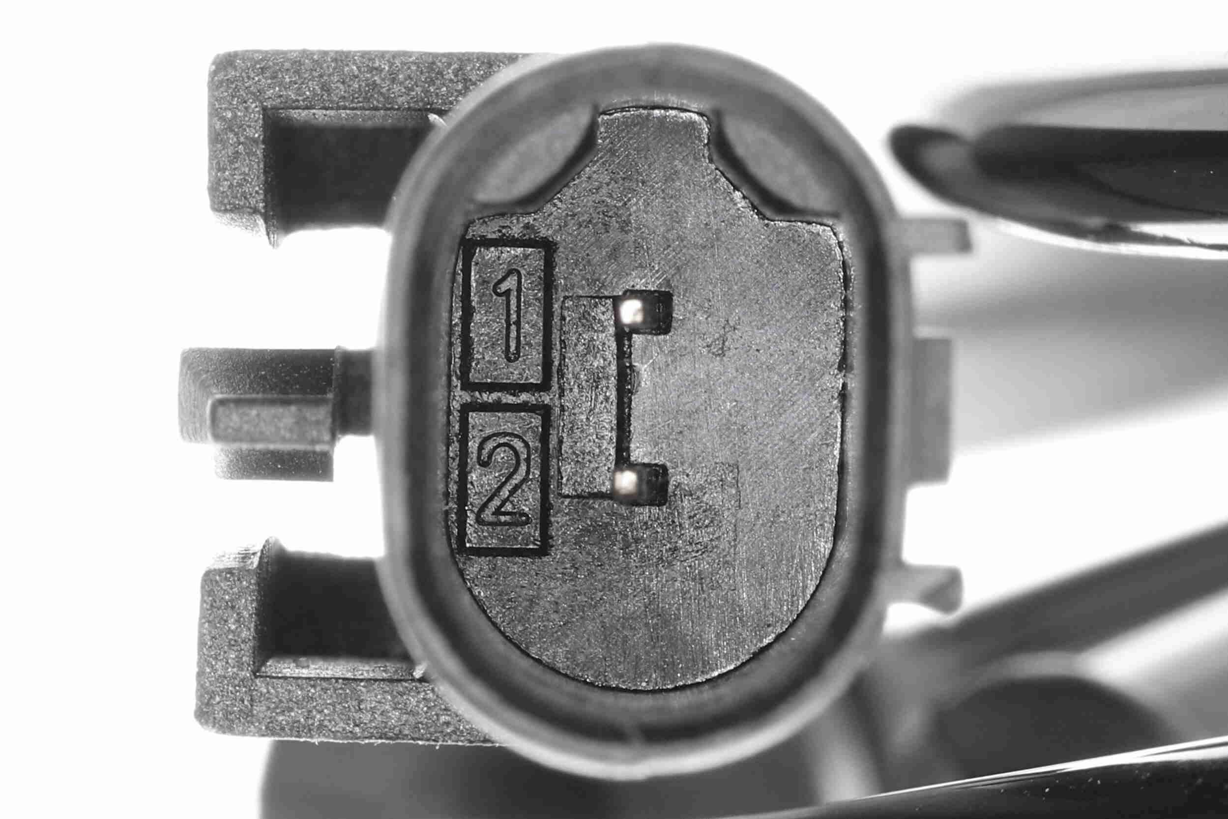 VEMO V24-72-0238 - Датчик, частота вращения колеса Original VEMO Quality