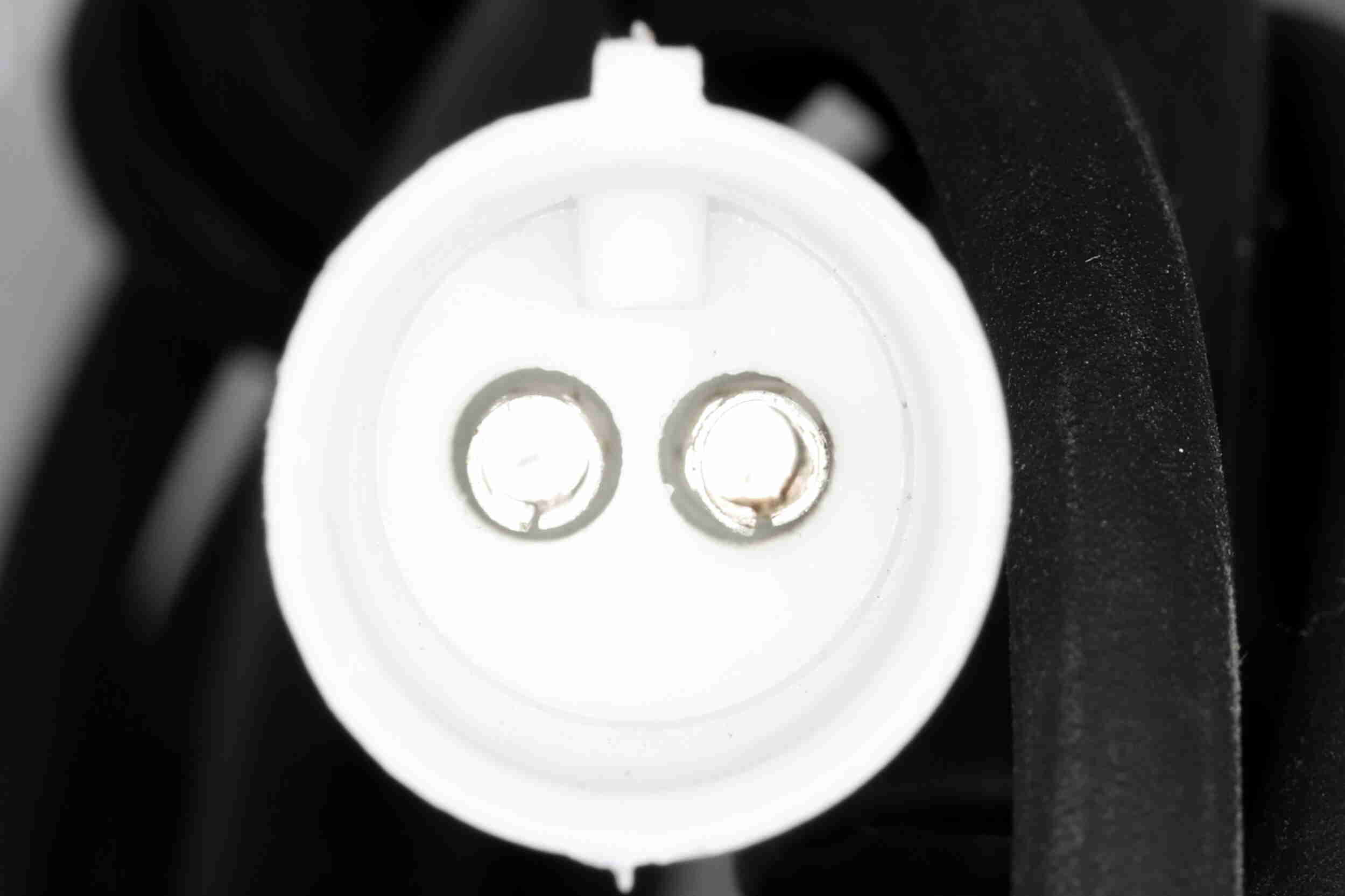 VEMO V24-72-0242 - Датчик, частота вращения колеса Original VEMO Quality